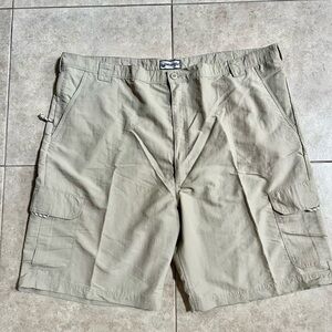 Wrangler Cargo Shorts Outdoor Hiking Travel Utility Pockets tan beige  Size 48